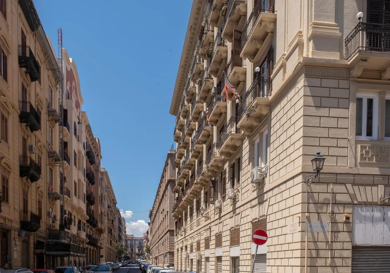 Casa Gagliani, A Liberty House In The Old Downtown Lägenhet Palermo